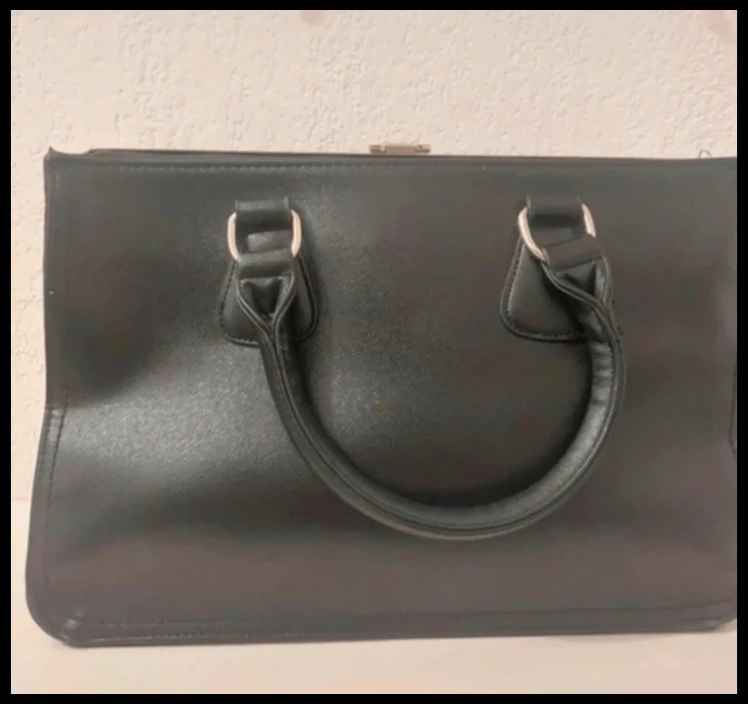 Large format Magic Bags black studded handbag – photo 5